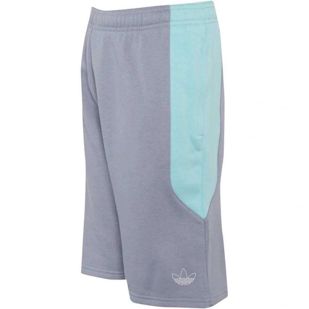 Boys Adidas Gray Basketball Shorts XL/18-20 Style #5444​​​